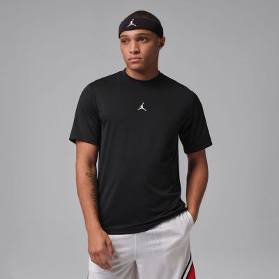 Jordan Sport Essentials Men's Dri-FIT Short-Sleeve Top Black - Melns - T-krekls ar īsām piedurknēm Jordan Sport Essentials Men's Dri-FIT Short-Sleeve Top Black - Melns - T-krekls ar īsām piedurknēm