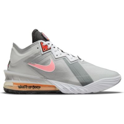 Nike LeBron 18 Low 'Bugs x Marvin' - Melns - Apavi Nike LeBron 18 Low 'Bugs x Marvin' - Melns - Apavi